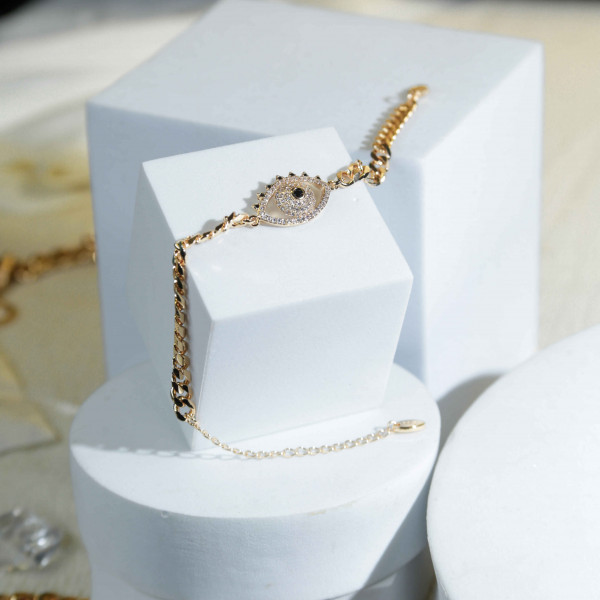 Yellow Gold Bracelet with Eye Shape Adorned with Stones Like Diamonds